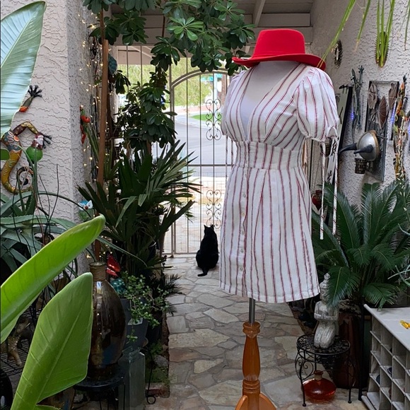 ❤️❤️Cute Spring Mini Dress❤️❤️ - Picture 2 of 7